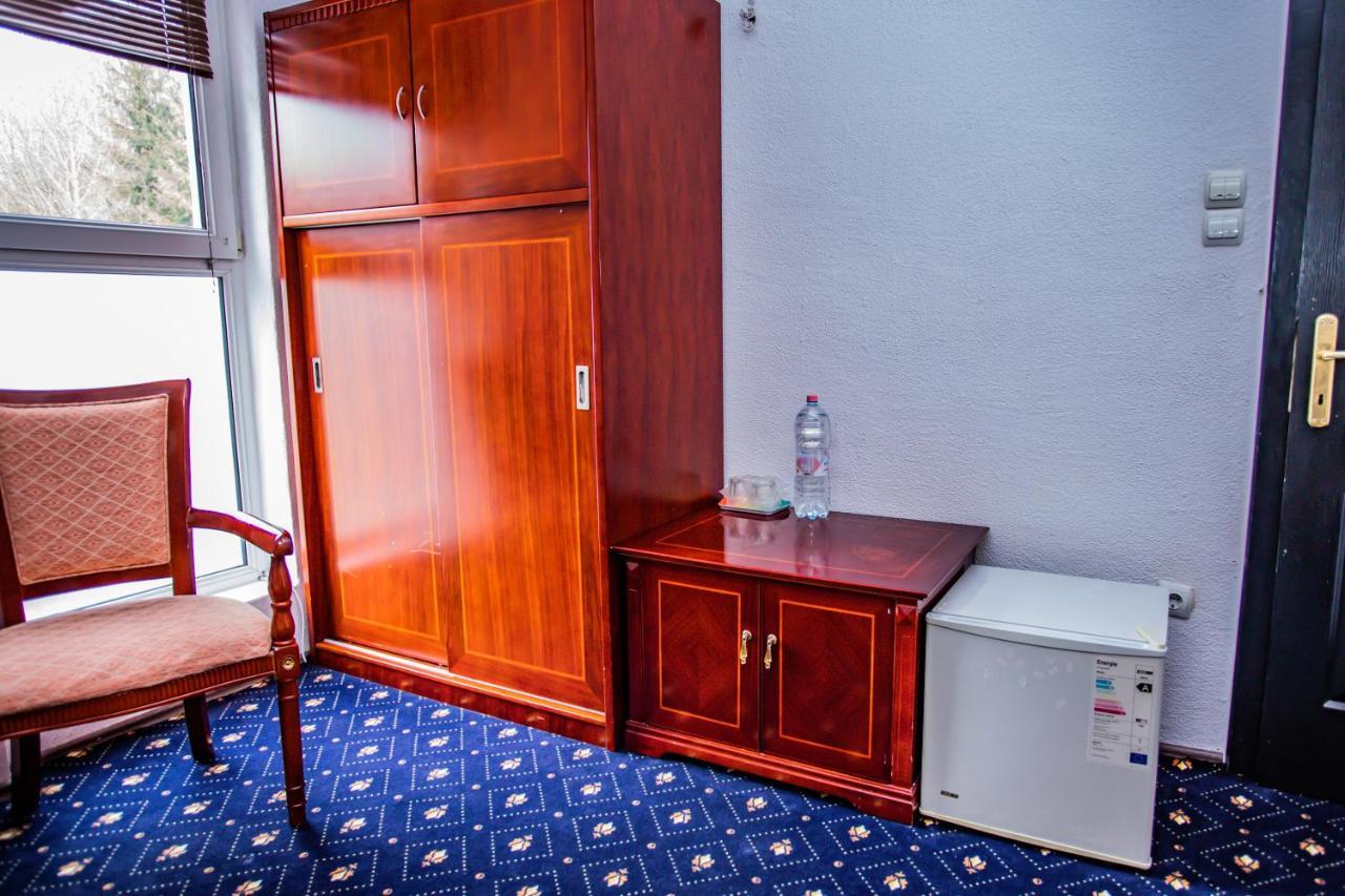 Casa Octavian Hotel Sucevita Kültér fotó