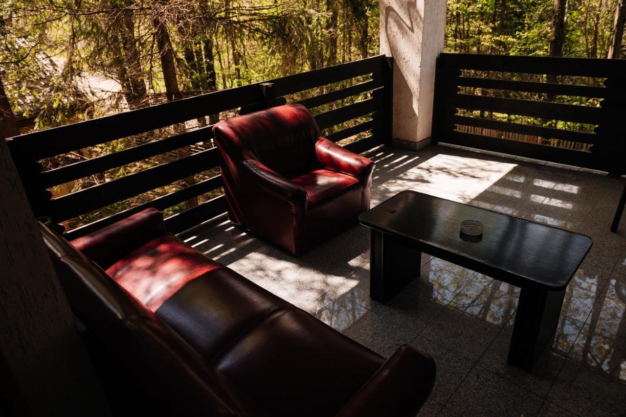 Casa Octavian Hotel Sucevita Kültér fotó